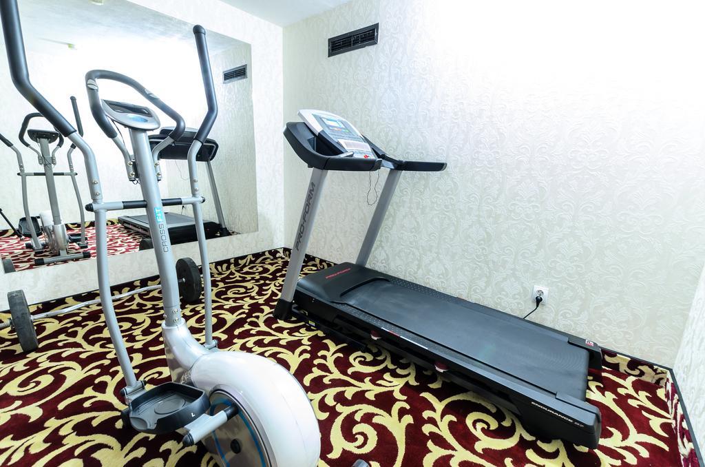 Hotel Articus Craiova Kültér fotó